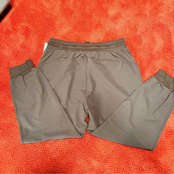 Old Navy joggers size large - Picture 5 of 6